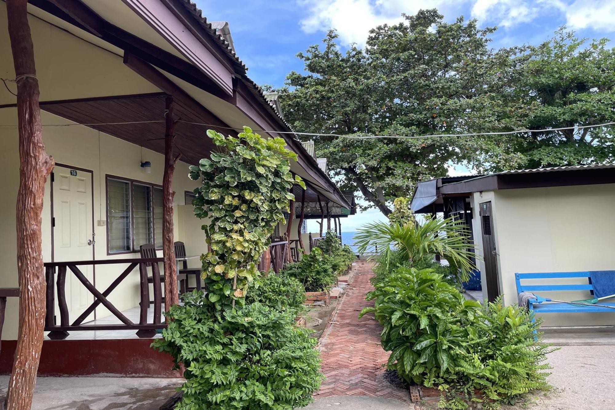 Sea Breeze Bungalow Ламаи-Бич Экстерьер фото