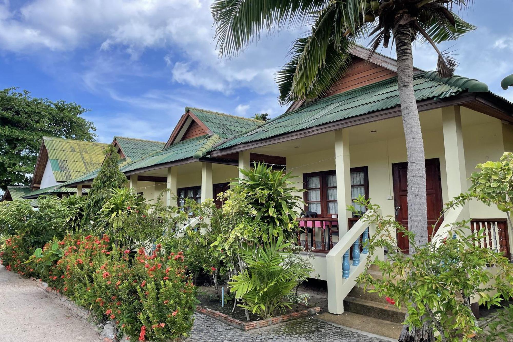 Sea Breeze Bungalow Ламаи-Бич Экстерьер фото